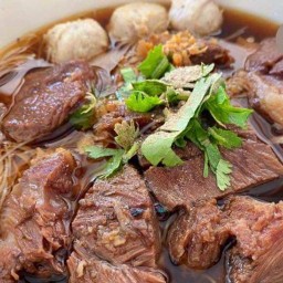 Mee ก๋วยเตี๋ยวจัมโบ้หาดใหญ่ หาดใหญ่