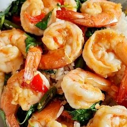 ข้าวกะเพรากุ้ง (กุ้ง7-8ตัว)