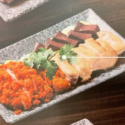 ไก่ผสม (ไก่ทอด +ไก่สับ) ไก๊ฟ่าน จัมโบ้