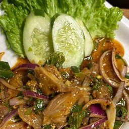 น้ำตกหมูคอหมูย่าง