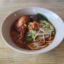 ก๋วยเตี๋ยวน้องอ้วน