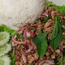 ข้าวลาบหมู