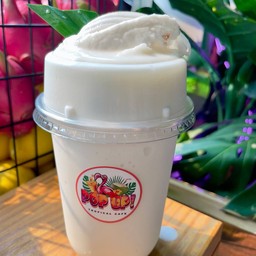 มะพร้าวปั่นนมสด