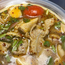 ต้มแซ่บกระดูกอ่อนหมู