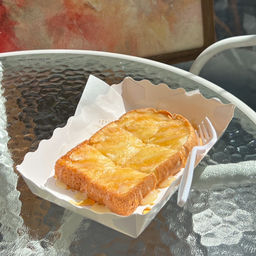 Toast เนยสด