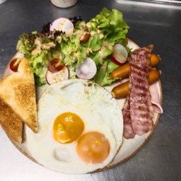 Breakfast ชุดอาหารเช้า