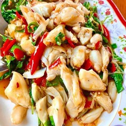 กระเพราปูก้อน