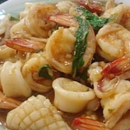 ข้าวกระเพราทะเล