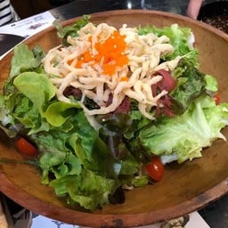 สลัดปลาเงิน