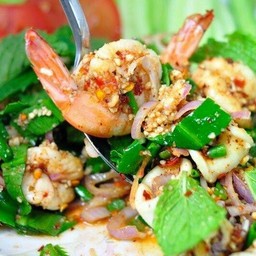 ข้าวลาบทะเล