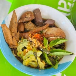 ก๋วยเตี๋ยวไก่มะระ เจ้อีฟ 🐔🍜 น้ำซุปเข้มข้น บางบัวทอง