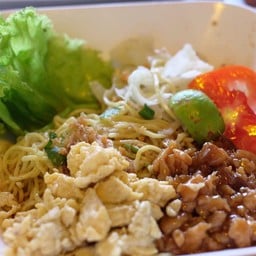 ก๋วยเตี๋ยวทรงเครื่อง