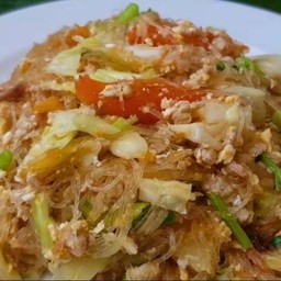 วุ้นเส้นผัดไข่
