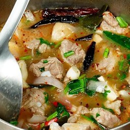 ต้มแซ่บหมูกระดูกอ่อน