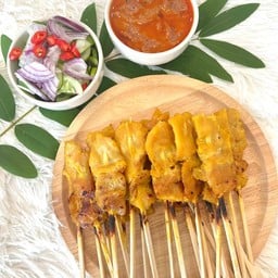 หมูสะเต๊ะ ครูใหญ่