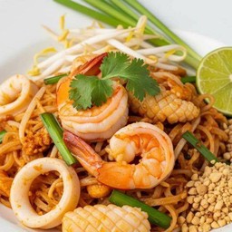 ผัดไทยซีฟู้ด