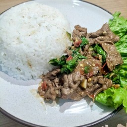 กระเพราเนื้อ
