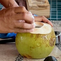 มลฤดีน้ำปั่น