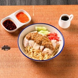 บะหมี่ไก่ไก๊ฟ่าน  พิเศษ