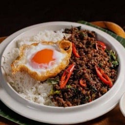 ร้านกระเพาเนื้อพริกแห้ง Thailand