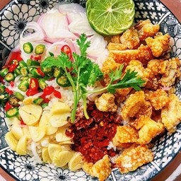 ข้าวขยำกากหมู