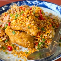 แวะอิ่มริมธาร สวนผึ้ง