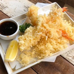 Ebi tempura ( กุ้งเทมปุระ )