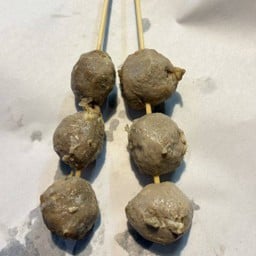 ลูกชิ้นทอด ยำ รสแซบ All Day