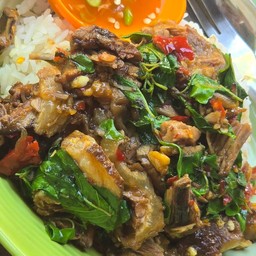 กระเพราเนื้อเปื่อย