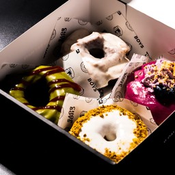 Special Box Of 4 [Free Iced Lemonade Soda 16oz]