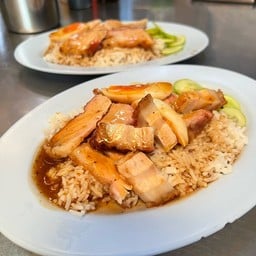 ข้าวหมูแดง นายฉั้ว นครปฐม