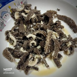 ผ้าริ้วดำลวก