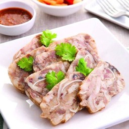 หมูตั้งเวียดนาม