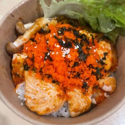 ข้าวหน้าแซลม่อนย่างเทอริยากิ สาหร่าย ไข่กุ้ง เต็มคำ