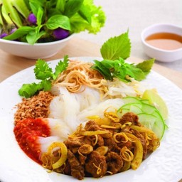 ขนมจีนทรงเครื่อง