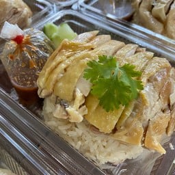 The Chicken rice ข้าวมันไก่ 🐓 ข้าวนุ่ม ไก่นิ่ม น้ำจิ้มรสเด็ด