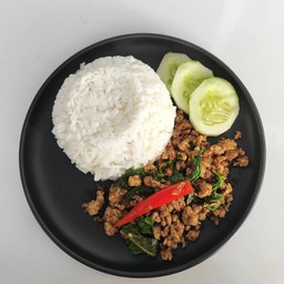 กะเพราหมูสับ