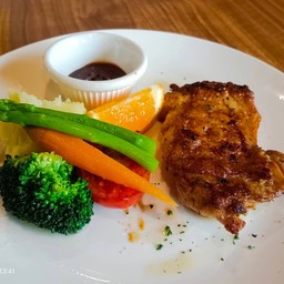 สเต็กไก่อบ