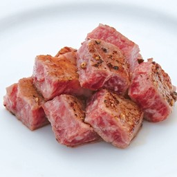 สเต๊กเนื้อหั่นเต๋า