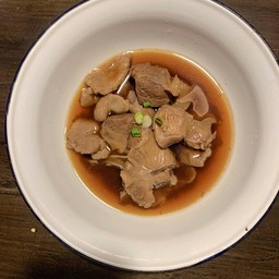 ก๋วยเตี๋ยวหมูตุ๋น