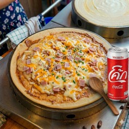 [อร่อยซ่ากับโค้ก] เครปพิซซ่า แฮมชีส +  โค้ก ออริจินัล (กระป๋อง)