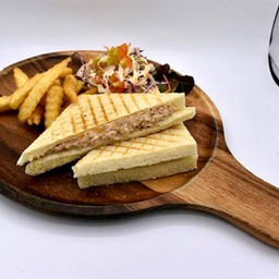 ทูน่าแซนวิซ