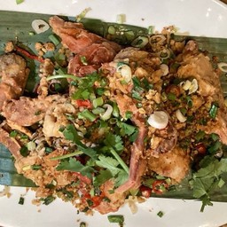 ปูนิ่มผัดพริกเกลือ