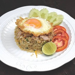 ข้าวผัดหมูไข่ดาว