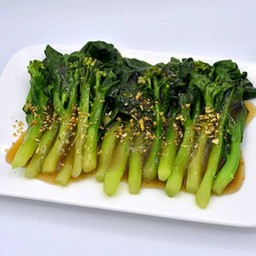 คะน้าฮ่องกงผัดน้ำมันหอย