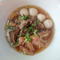ก๋วยเตี๋ยวโควิด