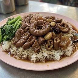 ข้าว ไส้หมู ( พิเศษ)
