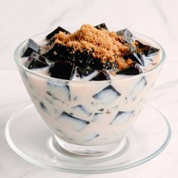 เฉาก๊วยนมสด