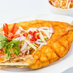 ปลากะพงทอดน้ำปลา