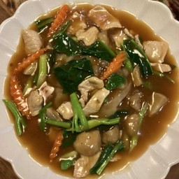 ราดหน้าหมู